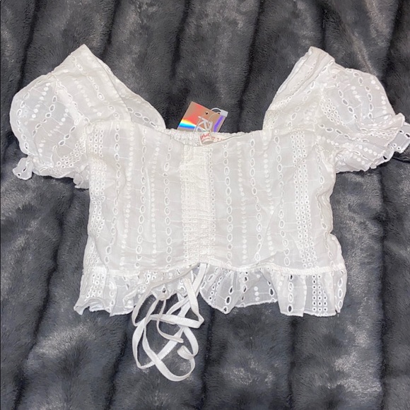 SHEIN Ruched Eyelet Top - Picture 3 of 3